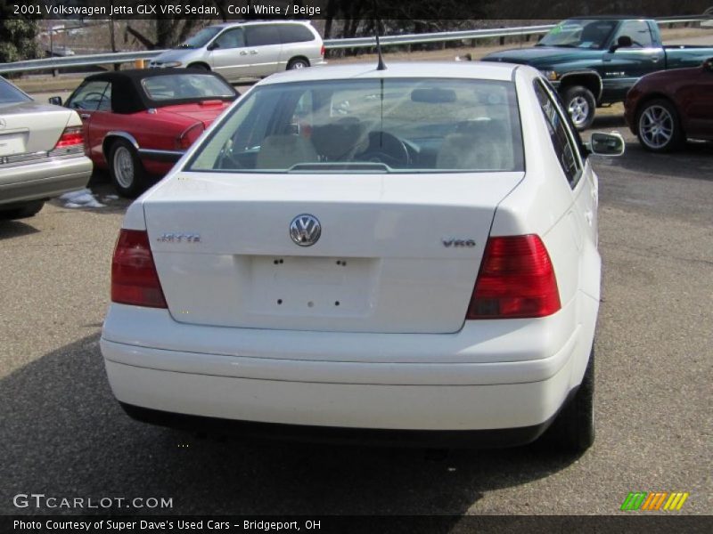 Cool White / Beige 2001 Volkswagen Jetta GLX VR6 Sedan