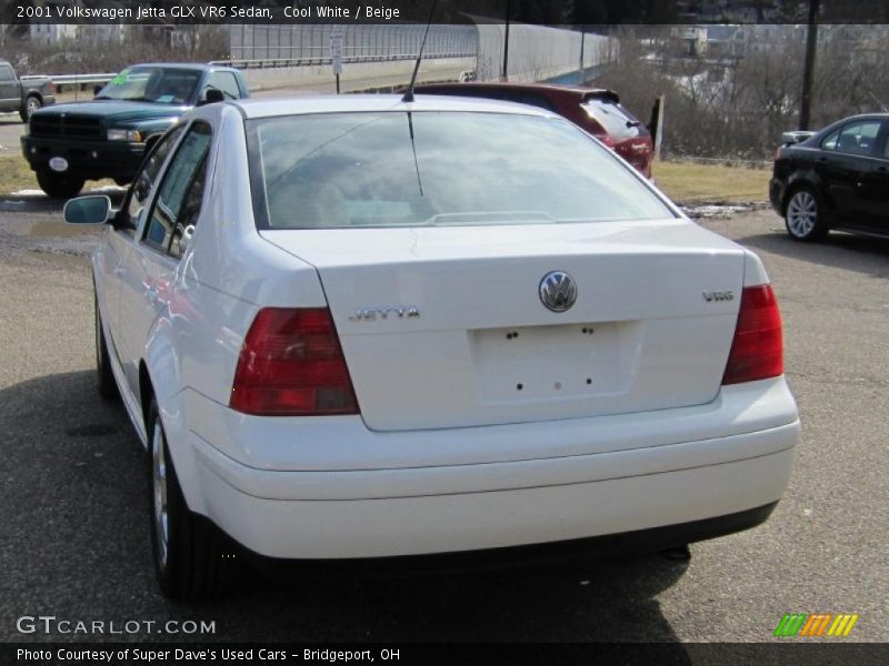 Cool White / Beige 2001 Volkswagen Jetta GLX VR6 Sedan