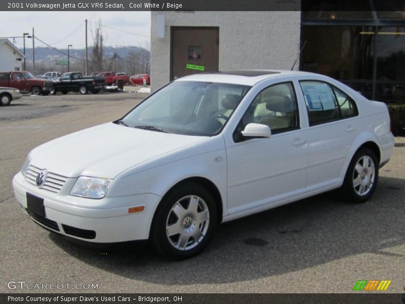 Cool White / Beige 2001 Volkswagen Jetta GLX VR6 Sedan