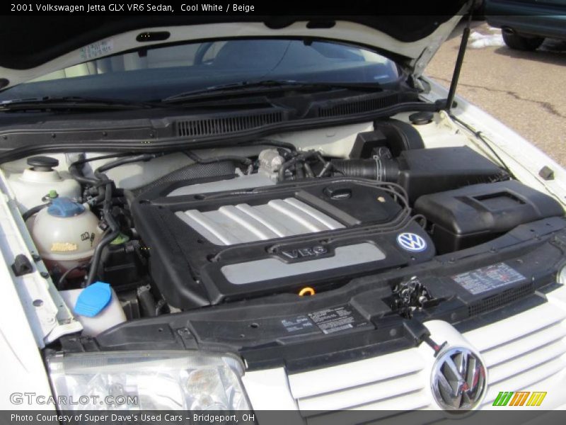 Cool White / Beige 2001 Volkswagen Jetta GLX VR6 Sedan