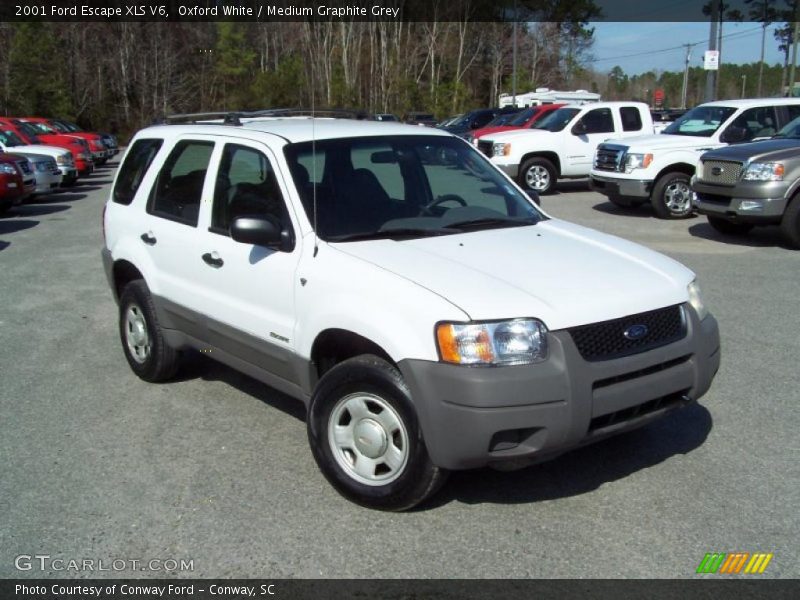 Front 3/4 View of 2001 Escape XLS V6