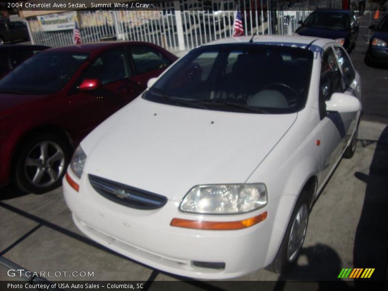Summit White / Gray 2004 Chevrolet Aveo Sedan
