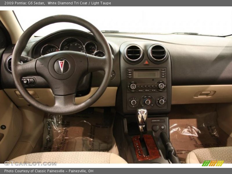 White Diamond Tri Coat / Light Taupe 2009 Pontiac G6 Sedan