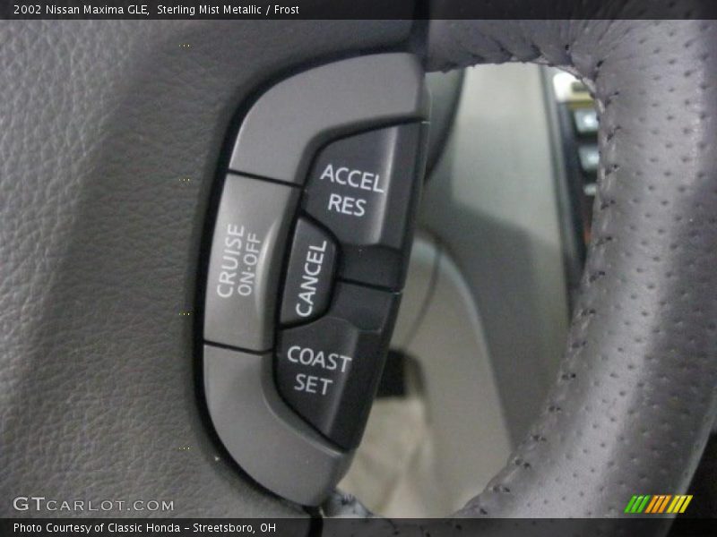 Sterling Mist Metallic / Frost 2002 Nissan Maxima GLE