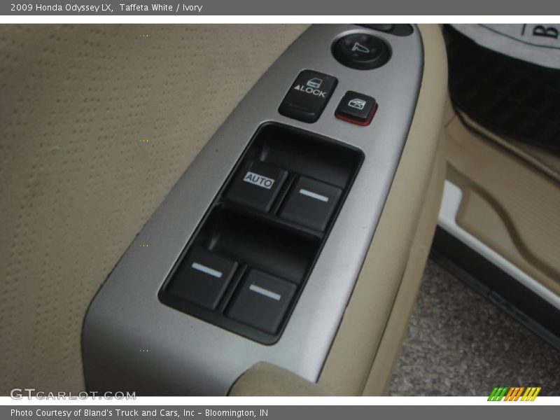 Taffeta White / Ivory 2009 Honda Odyssey LX