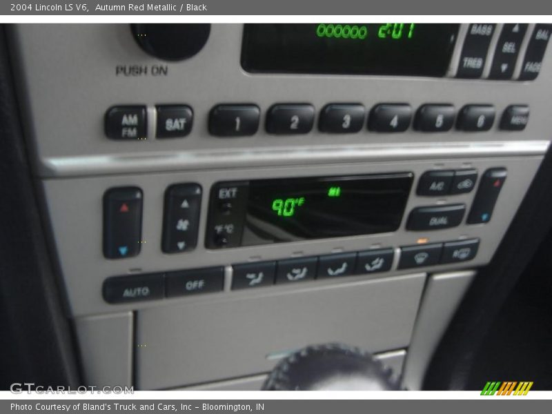 Controls of 2004 LS V6