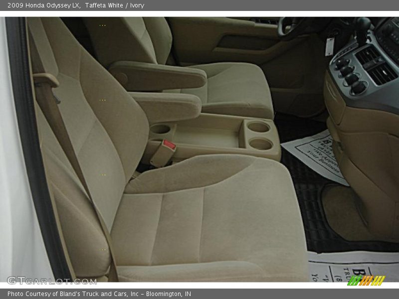 Taffeta White / Ivory 2009 Honda Odyssey LX