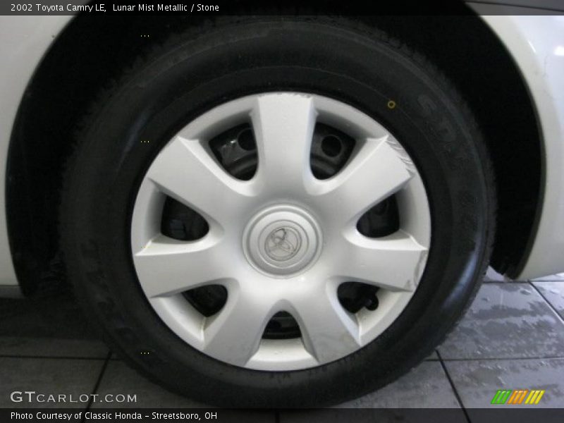 Lunar Mist Metallic / Stone 2002 Toyota Camry LE
