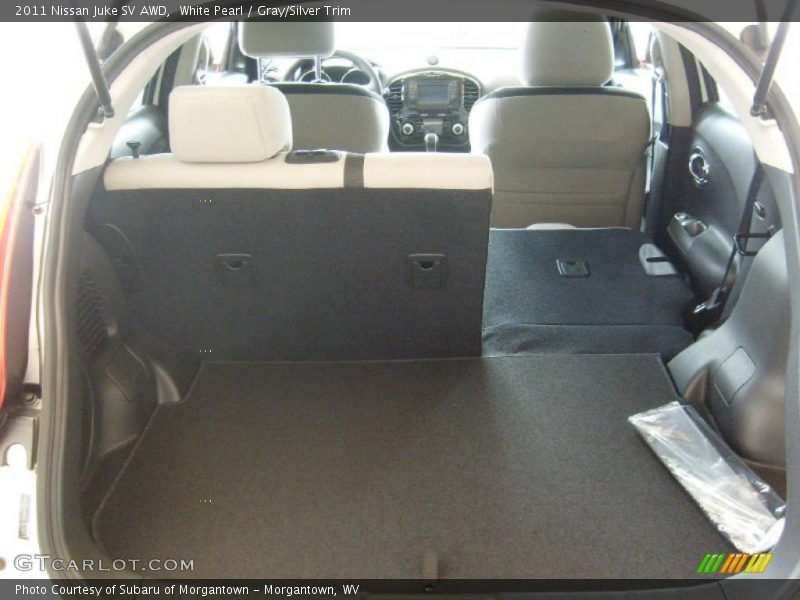  2011 Juke SV AWD Trunk
