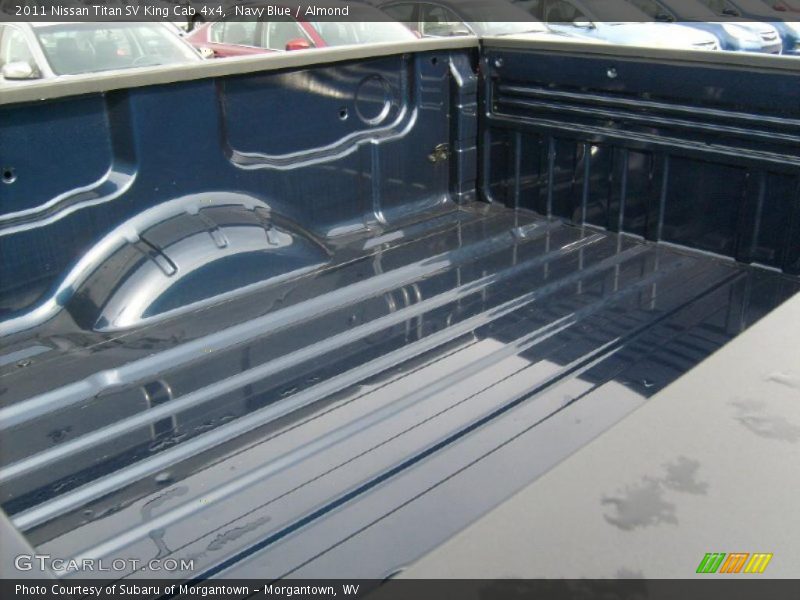  2011 Titan SV King Cab 4x4 Trunk
