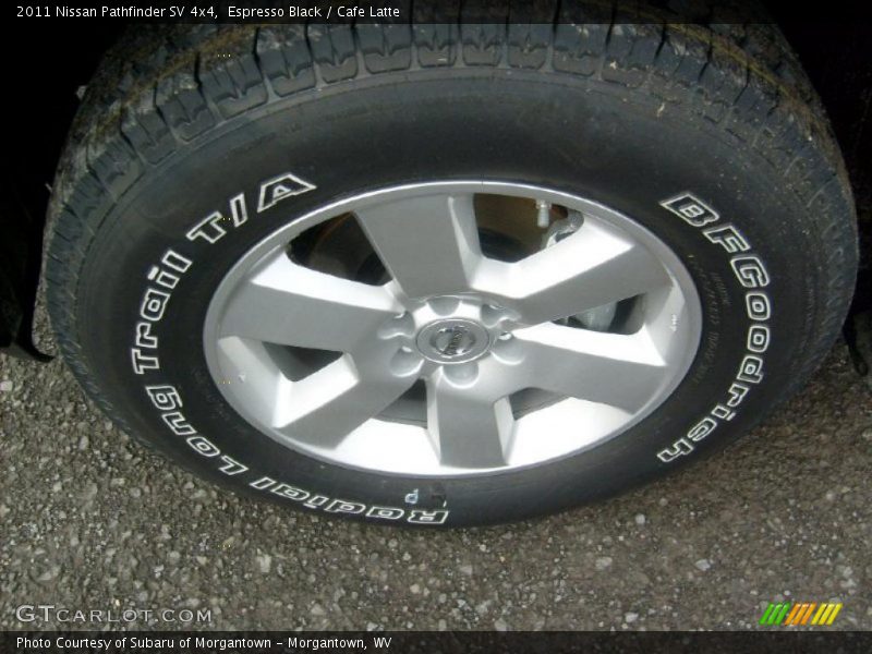  2011 Pathfinder SV 4x4 Wheel