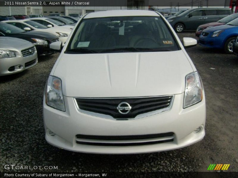Aspen White / Charcoal 2011 Nissan Sentra 2.0