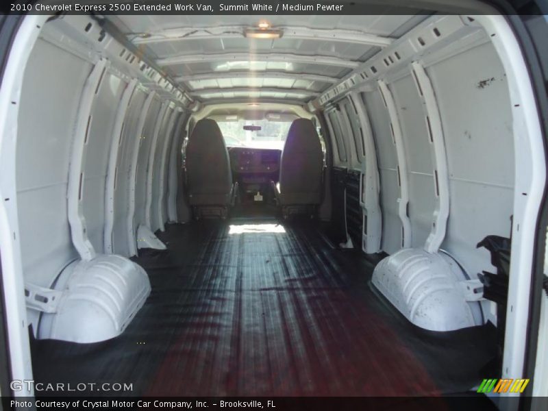  2010 Express 2500 Extended Work Van Trunk
