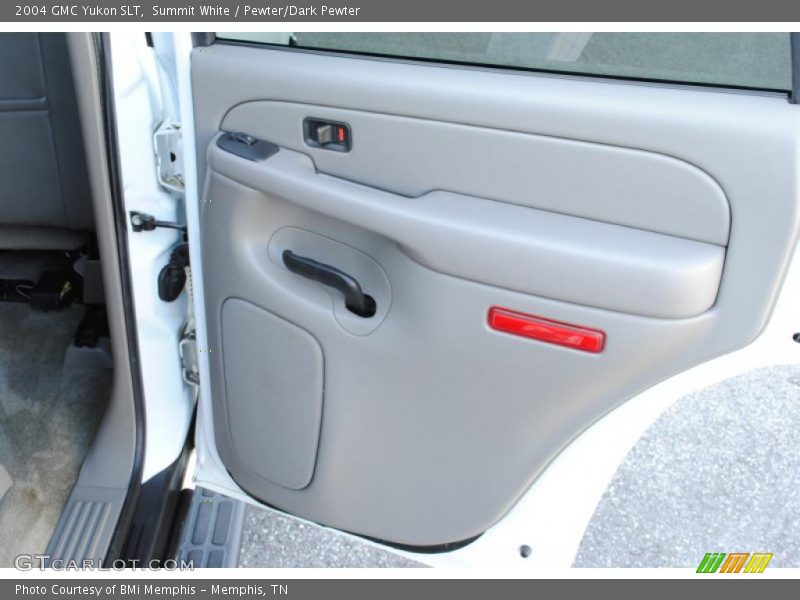 Summit White / Pewter/Dark Pewter 2004 GMC Yukon SLT