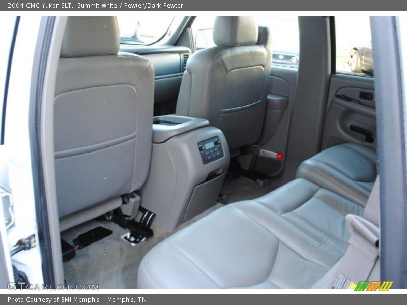  2004 Yukon SLT Pewter/Dark Pewter Interior