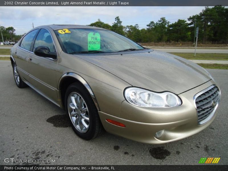 Front 3/4 View of 2002 Concorde Limited