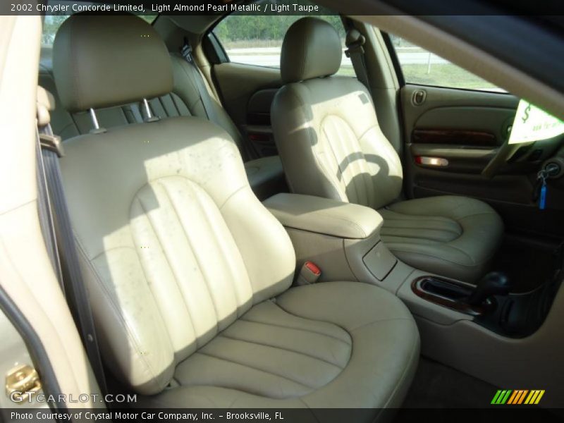Light Almond Pearl Metallic / Light Taupe 2002 Chrysler Concorde Limited