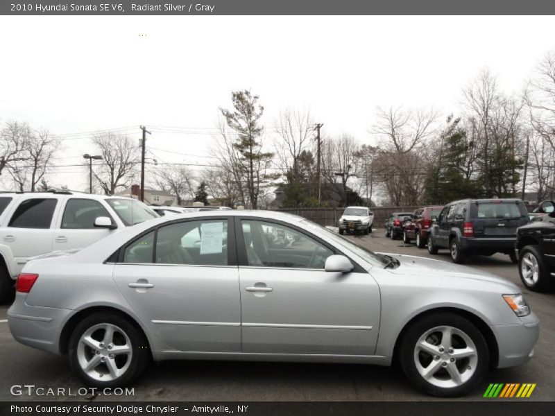 Radiant Silver / Gray 2010 Hyundai Sonata SE V6