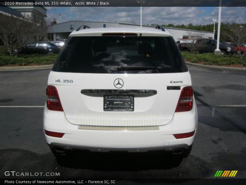 Arctic White / Black 2010 Mercedes-Benz ML 350 4Matic