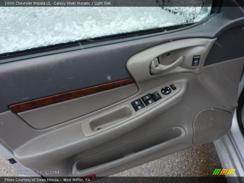 Galaxy Silver Metallic / Light Oak 2000 Chevrolet Impala LS