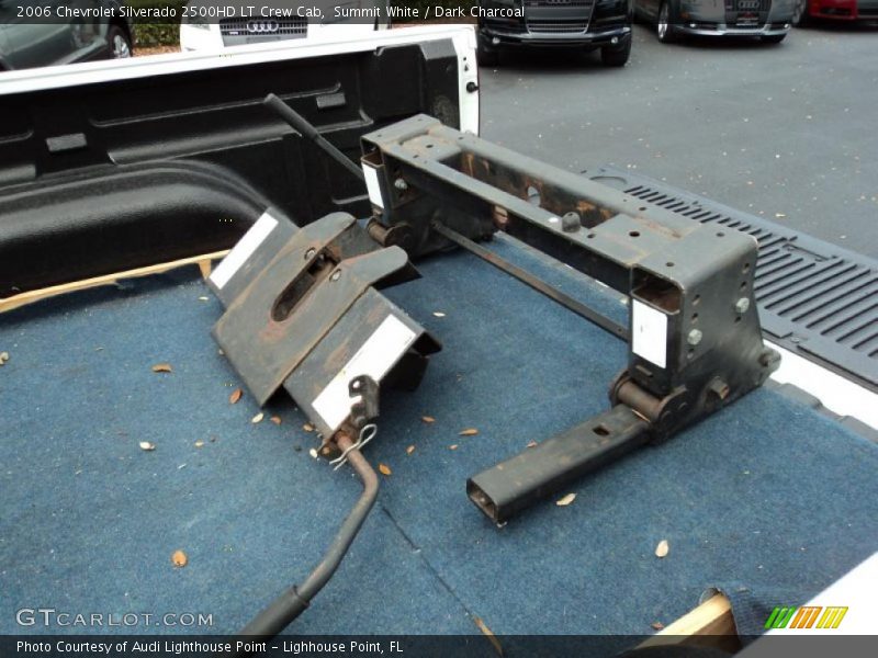 Summit White / Dark Charcoal 2006 Chevrolet Silverado 2500HD LT Crew Cab