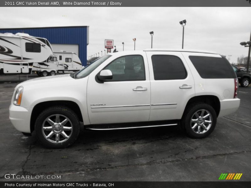 White Diamond Tintcoat / Ebony 2011 GMC Yukon Denali AWD