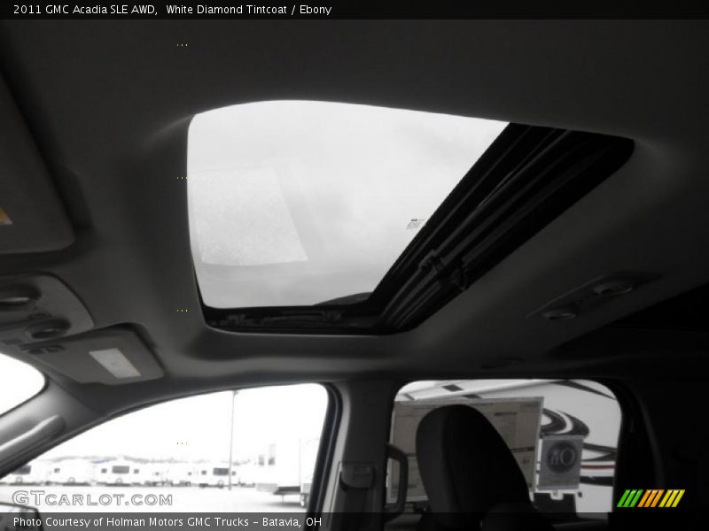 White Diamond Tintcoat / Ebony 2011 GMC Acadia SLE AWD