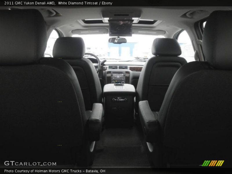 White Diamond Tintcoat / Ebony 2011 GMC Yukon Denali AWD