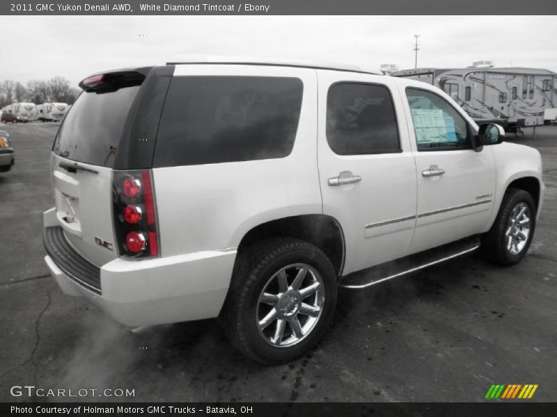 White Diamond Tintcoat / Ebony 2011 GMC Yukon Denali AWD
