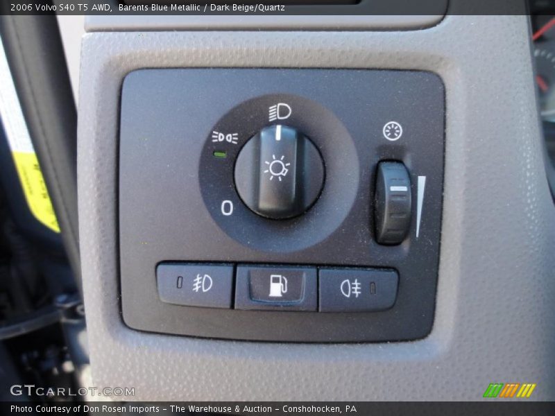 Controls of 2006 S40 T5 AWD