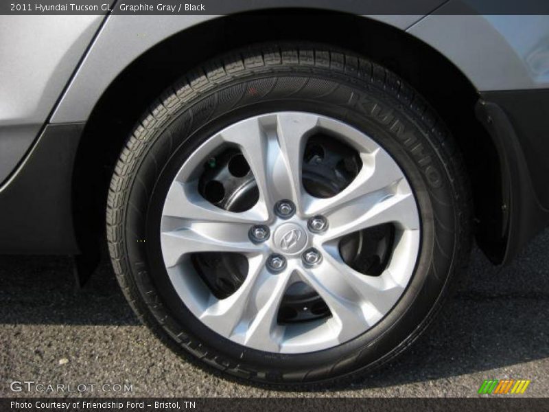  2011 Tucson GL Wheel