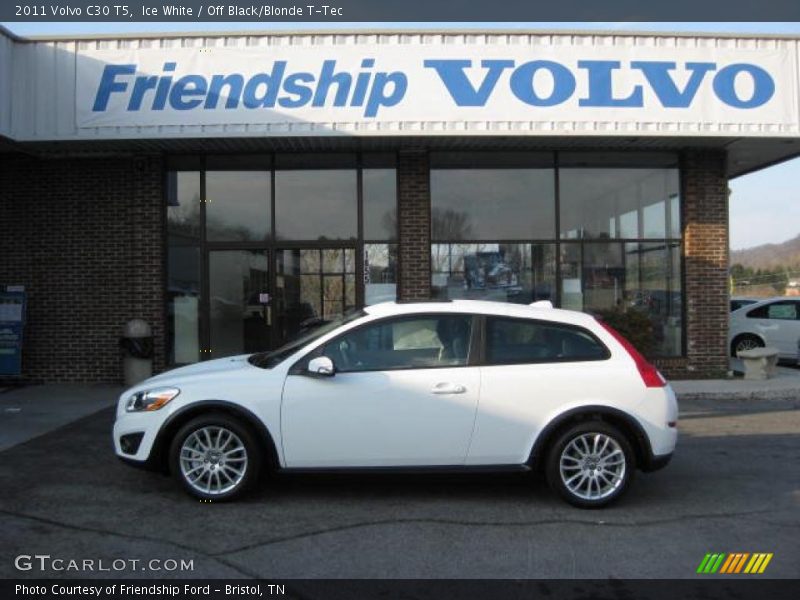 Ice White / Off Black/Blonde T-Tec 2011 Volvo C30 T5