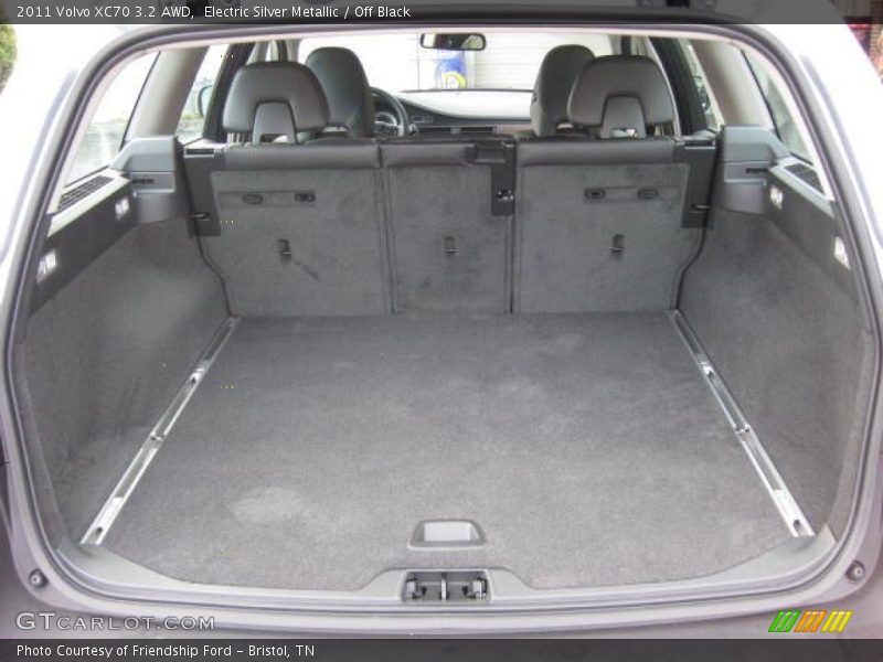  2011 XC70 3.2 AWD Trunk