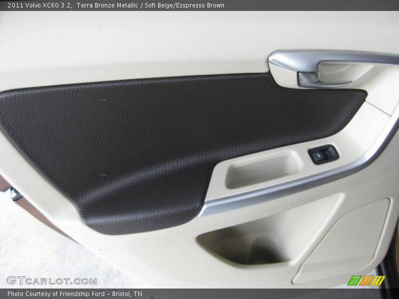 Terra Bronze Metallic / Soft Beige/Esspresso Brown 2011 Volvo XC60 3.2