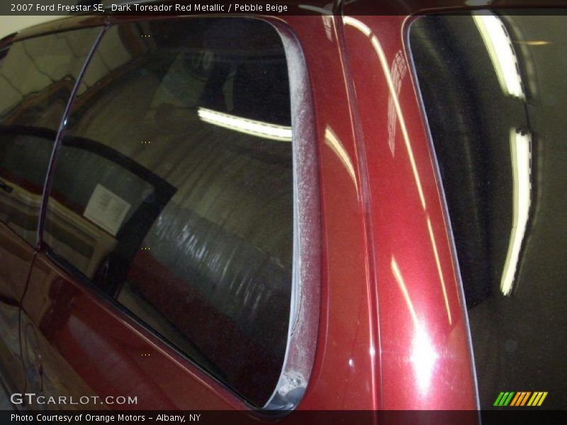 Dark Toreador Red Metallic / Pebble Beige 2007 Ford Freestar SE