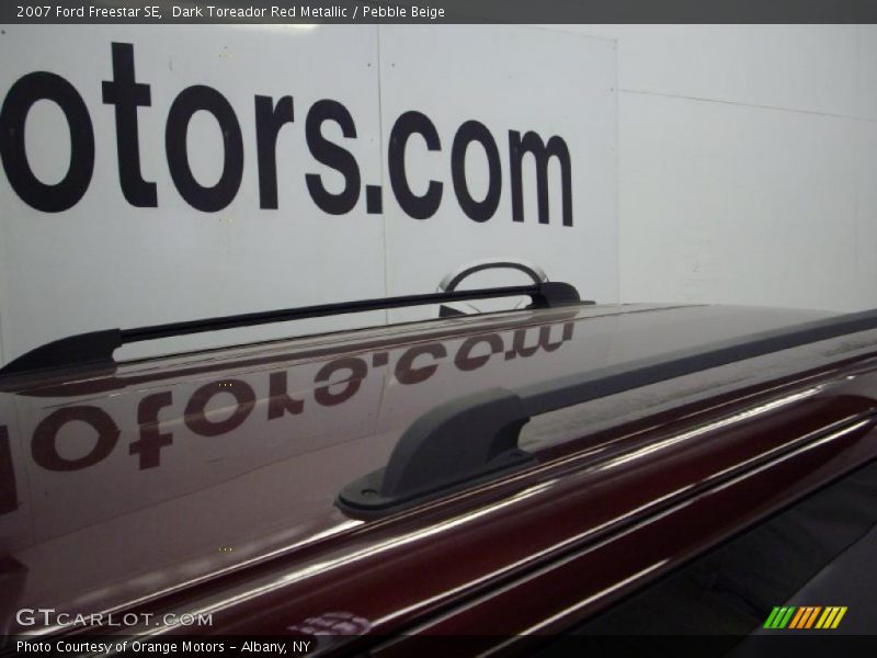 Dark Toreador Red Metallic / Pebble Beige 2007 Ford Freestar SE