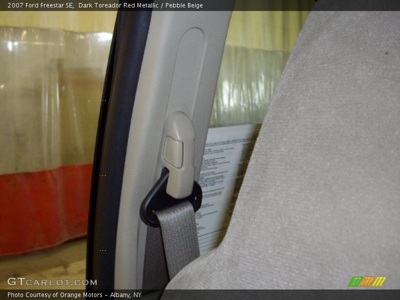 Dark Toreador Red Metallic / Pebble Beige 2007 Ford Freestar SE