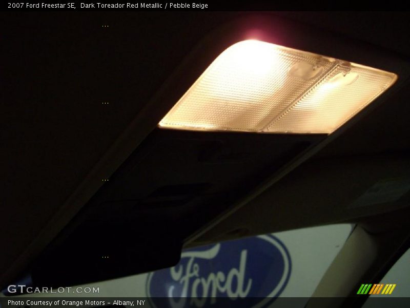 Dark Toreador Red Metallic / Pebble Beige 2007 Ford Freestar SE
