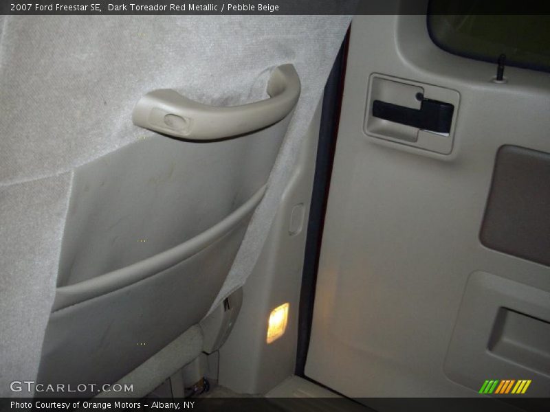 Dark Toreador Red Metallic / Pebble Beige 2007 Ford Freestar SE