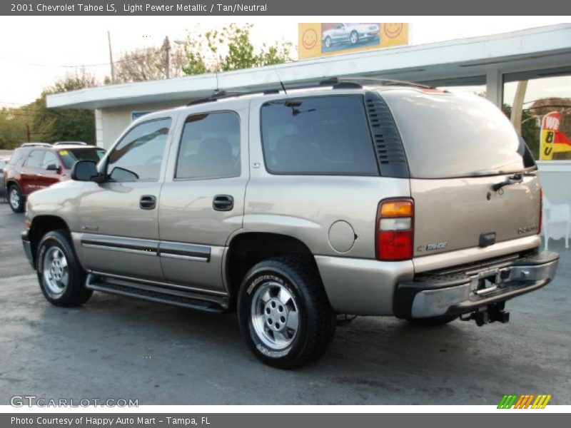 Light Pewter Metallic / Tan/Neutral 2001 Chevrolet Tahoe LS