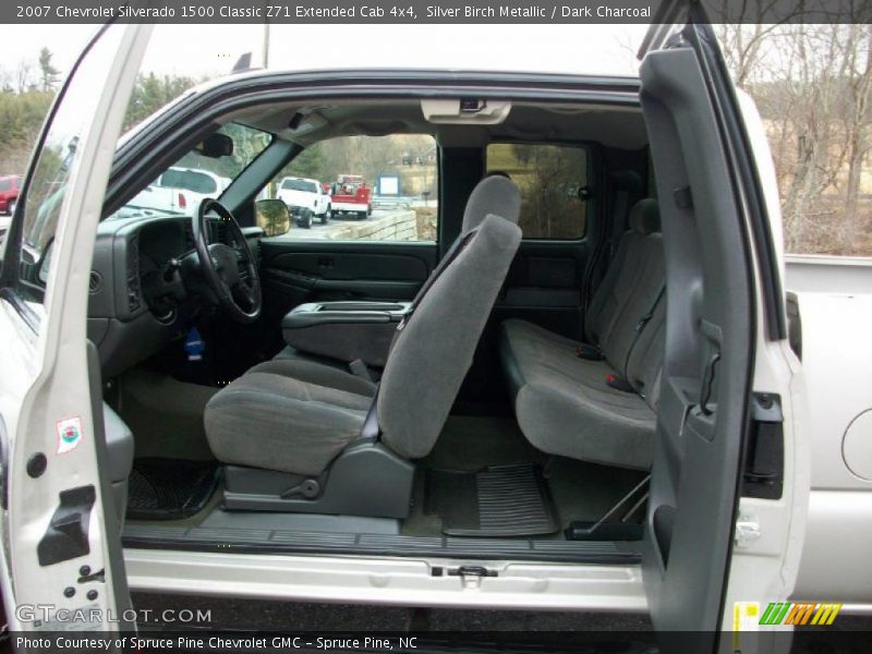 Silver Birch Metallic / Dark Charcoal 2007 Chevrolet Silverado 1500 Classic Z71 Extended Cab 4x4