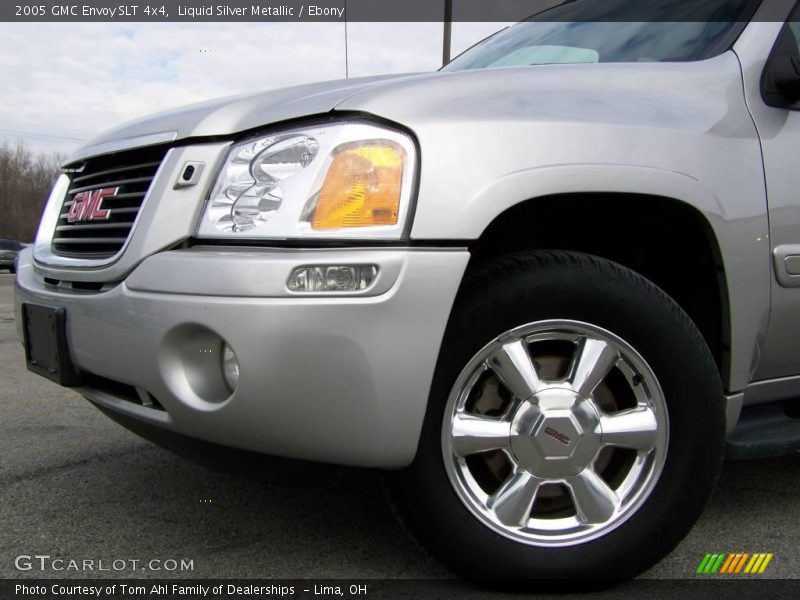 Liquid Silver Metallic / Ebony 2005 GMC Envoy SLT 4x4