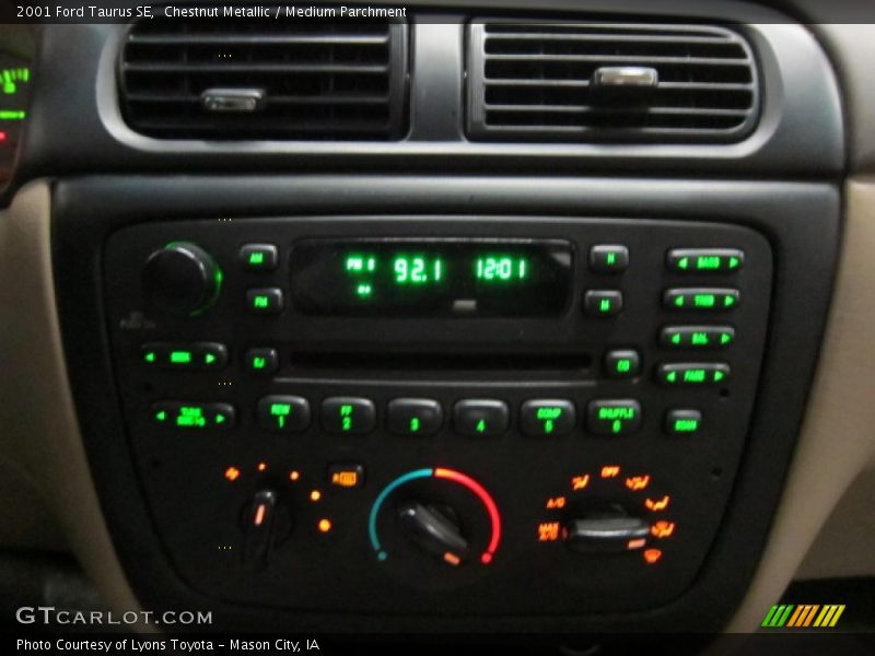 Controls of 2001 Taurus SE