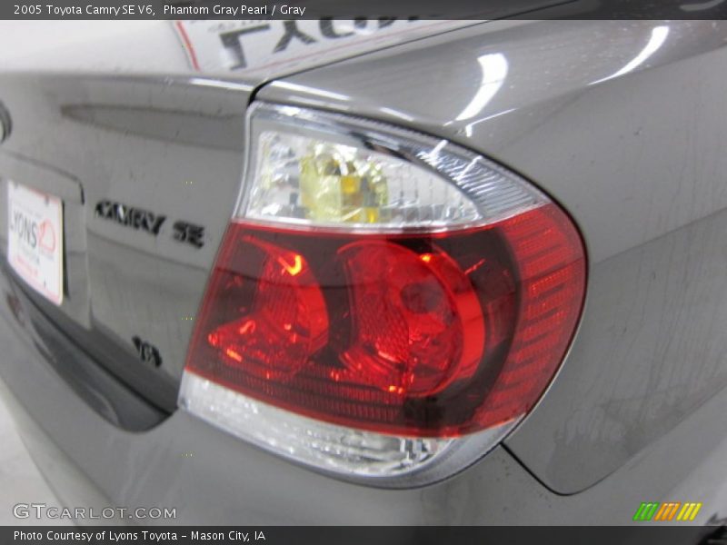 Phantom Gray Pearl / Gray 2005 Toyota Camry SE V6