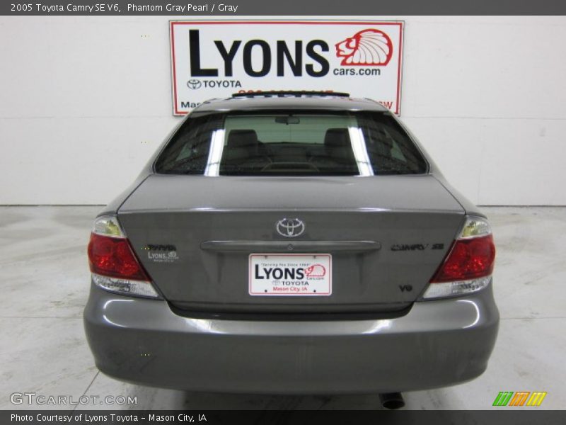 Phantom Gray Pearl / Gray 2005 Toyota Camry SE V6