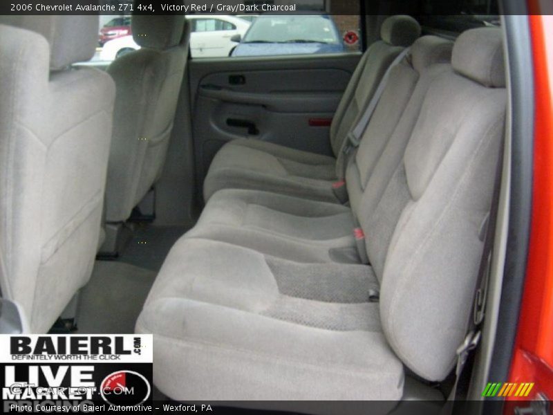 Victory Red / Gray/Dark Charcoal 2006 Chevrolet Avalanche Z71 4x4