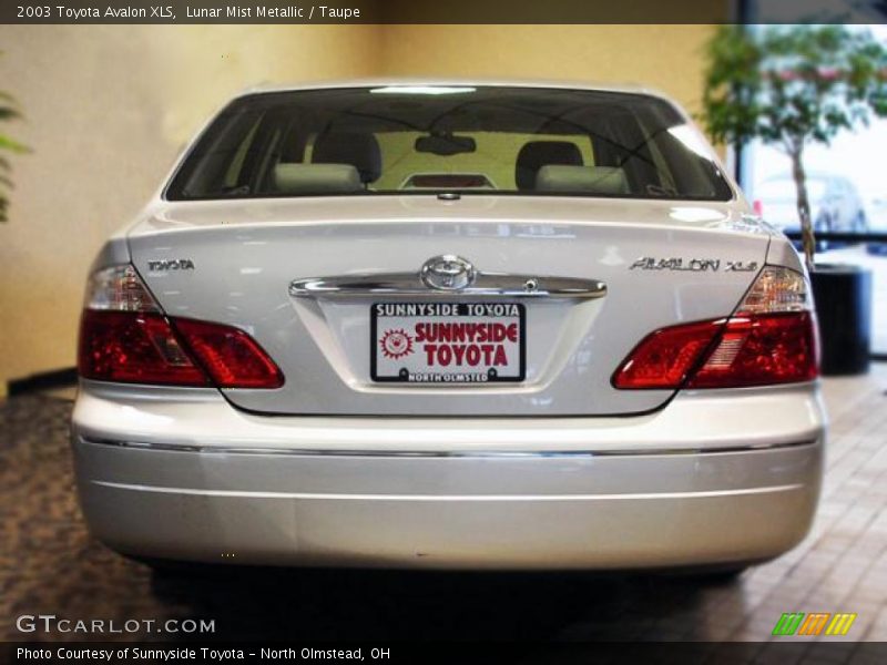 Lunar Mist Metallic / Taupe 2003 Toyota Avalon XLS