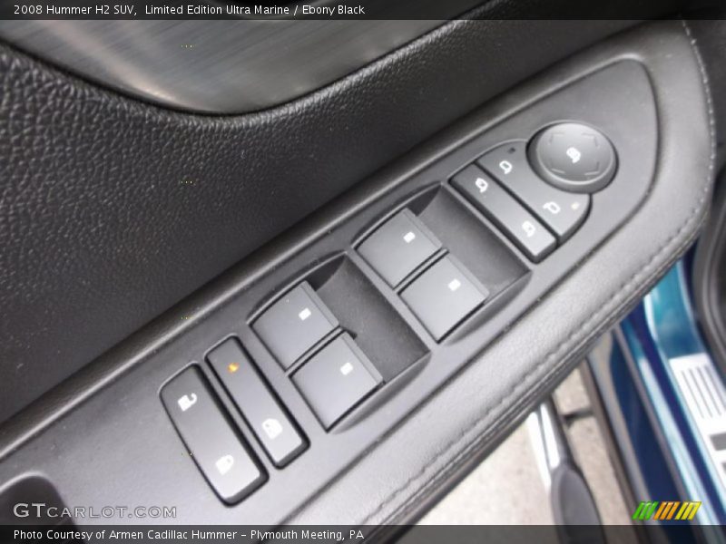Controls of 2008 H2 SUV