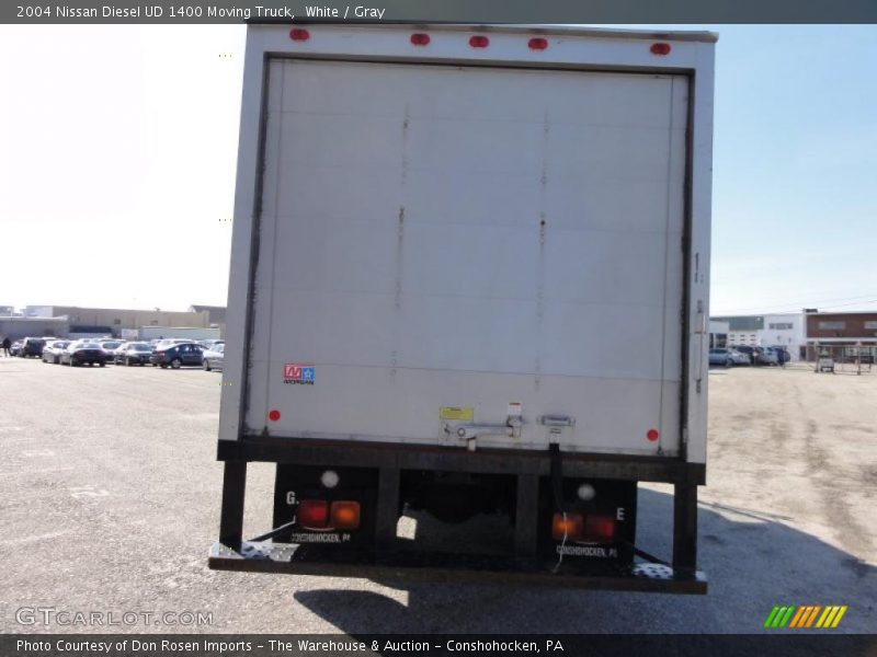 White / Gray 2004 Nissan Diesel UD 1400 Moving Truck