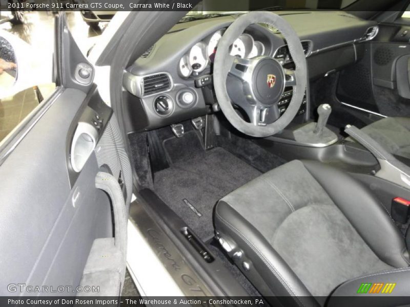 Carrara White / Black 2011 Porsche 911 Carrera GTS Coupe